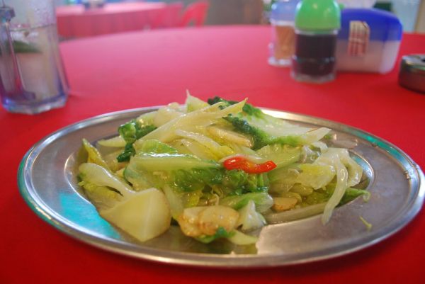Cos Lettuce with garlic - Restoran Hokkaido