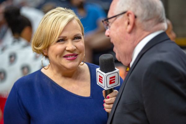 Holly Rowe interviews Washington Mystics coach & general manager Mike Thibault during the Mystics vs Lynx game