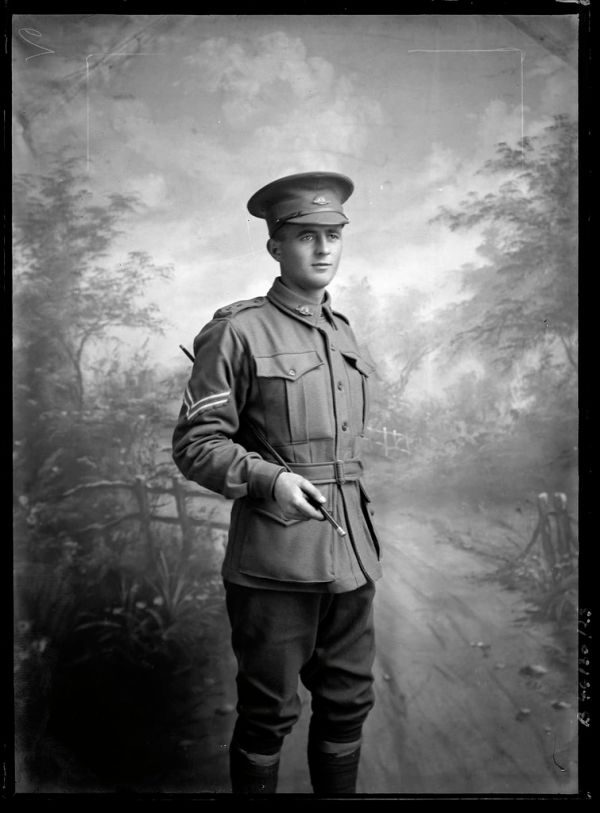 B46130_23 Douglas Bertram Crisp DCM