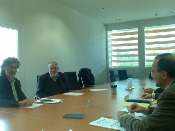 Luca de Biase in visita al parco tecnologico di Sardegna Ricerche