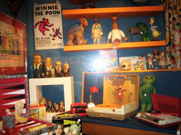 Vintage Thrift Shop window display w/ flash