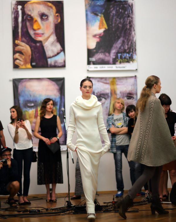 One night in museam fashion show