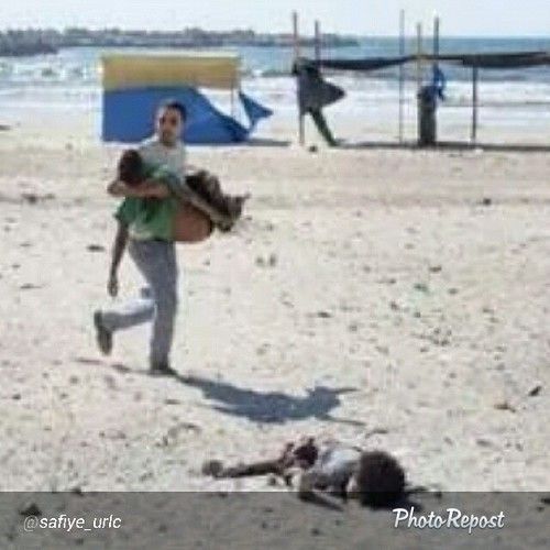 By @safiye_urlc '#GazaUnderAttack #Gazze #Filistinİntifada #Filistin #Önce #çocuklar #ölüyor #Lâilâheillallah #Lanetisra