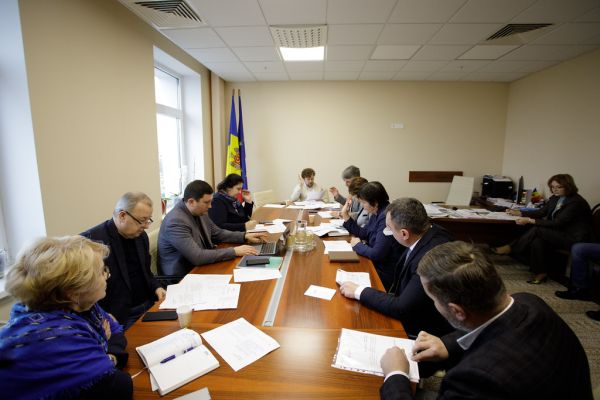 30.11.2022 - Ședința Comisiei protecție socială, sănătate și familie