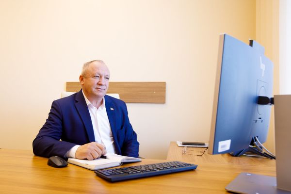 10.11.2021 Participarea deputatului Boris Marcoci la lucrările Reuniunii Consiliului de experți pentru economie pe lângă