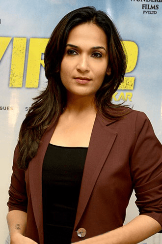 Soundarya Rajinikanth promotes VIP2 in Delhi