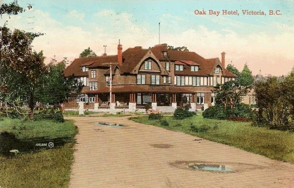 Postcard: Oak Bay Hotel, Oak Bay, BC, c.1910