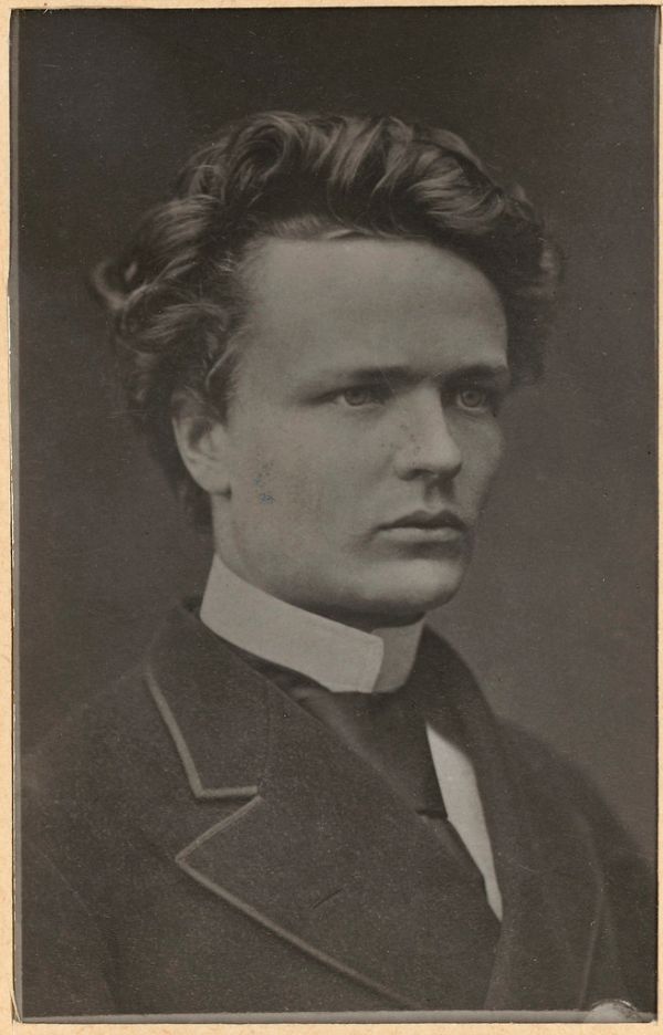 Portrait of Swedish author August Strindberg. Date 1879. Portrett av den svenske dikteren August Strindberg som var av s