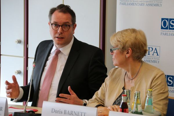 Alexander Schweitzer, Chairman of the SPD-Party group in the local parliament of Rhineland-Palatinate welcomes participa