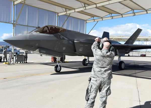 62nd AMU first Airmen Crew Chief launch