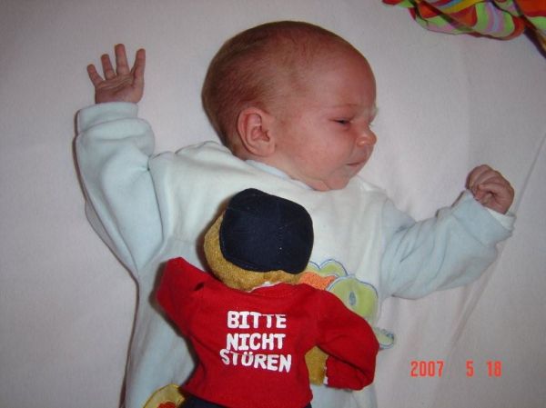 Bitte nicht stören. Baby möchte schlafen.