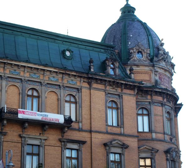 Ľvov, jeden z mnohých plagátov za oslobodenie Olega Sencova, ukrajinského politického väzňa v Rusku
